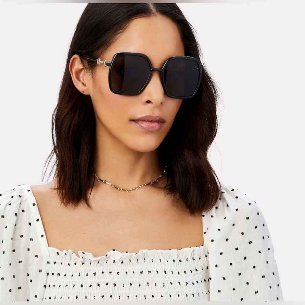 NWT Gucci iconic Horsebit sunglasses in black with light gold accent 58 mm